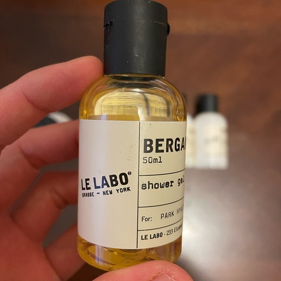 Le Labo Bergamote 22 Perfuming Body Lotion Travel Set - Picture 5 of 6